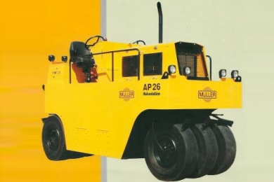 AP26H - Compactador de Pneus Hidrostático